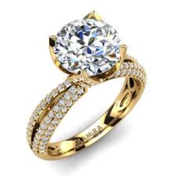 he Caera Ring